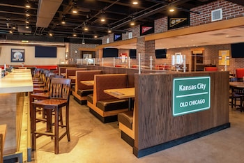 hilton garden inn kansas city airport