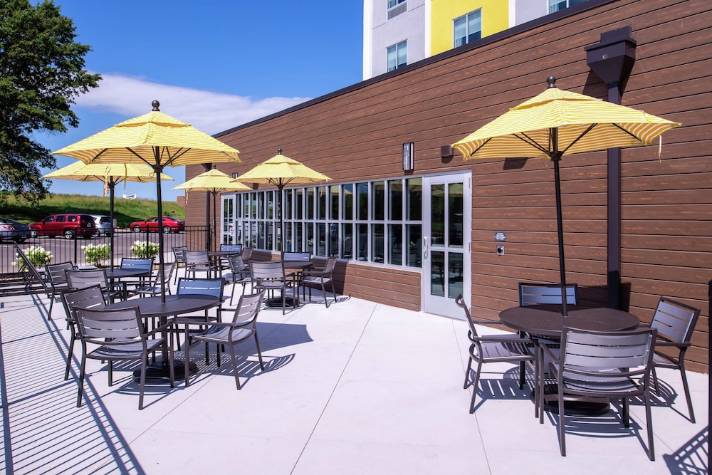 hilton garden inn kansas city airport