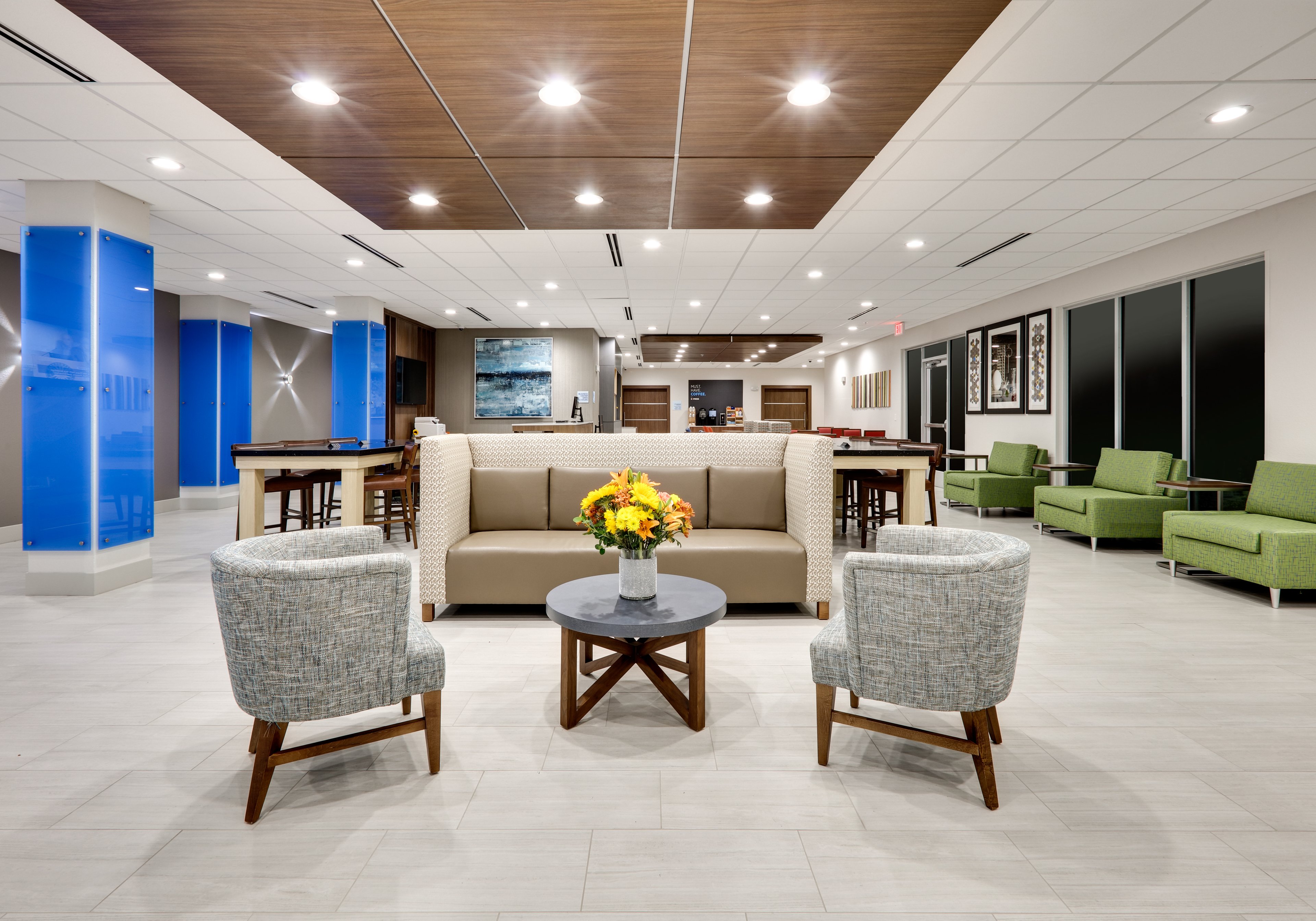 holiday inn express and suites plano the colony