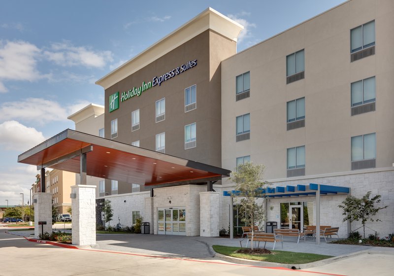 holiday inn express and suites plano the colony