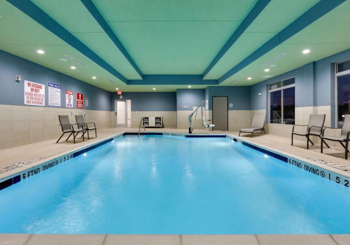 holiday inn express and suites plano the colony