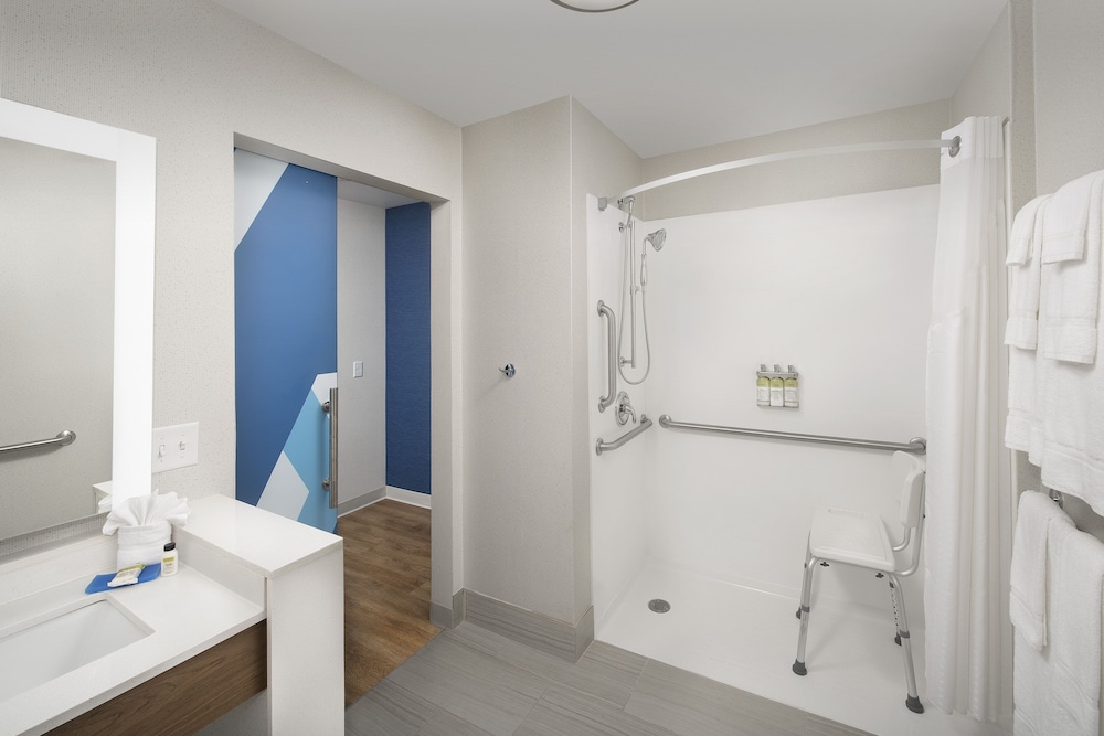 hol inn exp kingsland i 95 naval base area