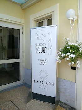 jr resort logos forte dei marmi