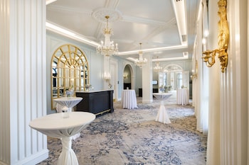 hotel carmichael autograph collection