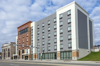 comfort inn and suites pittsburgh northshore