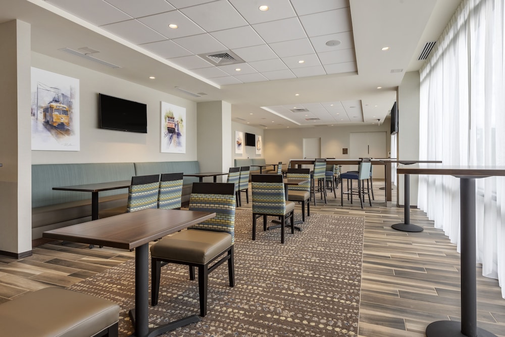 comfort inn and suites pittsburgh northshore