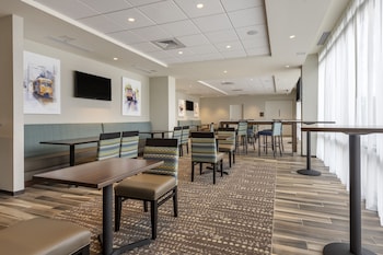 comfort inn and suites pittsburgh northshore