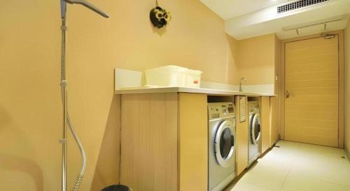 city comfort inn wuhan panlongcheng baishang shopping center