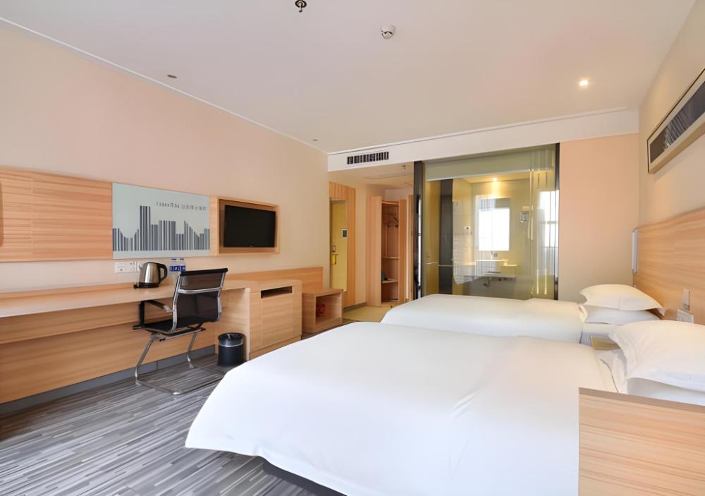 city comfort inn wuhan panlongcheng baishang shopping center