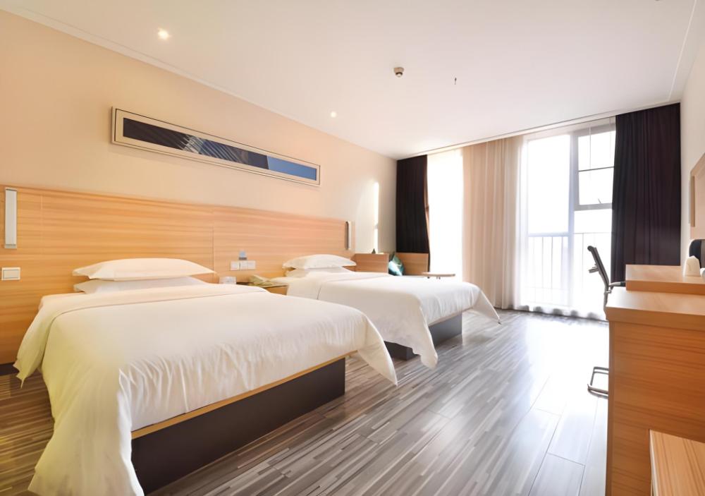 city comfort inn wuhan panlongcheng baishang shopping center
