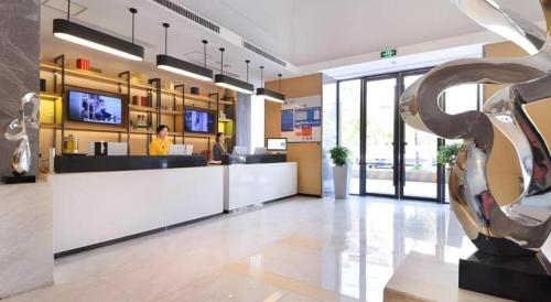city comfort inn wuhan panlongcheng baishang shopping center