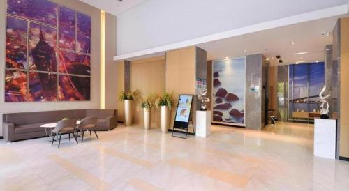 city comfort inn wuhan panlongcheng baishang shopping center