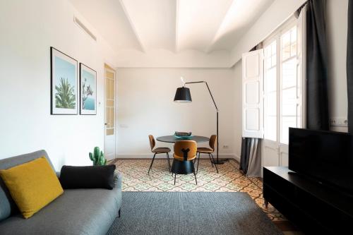 aspasios sagrada familia apartments