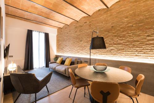 aspasios sagrada familia apartments