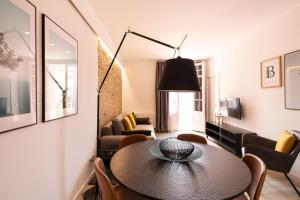 aspasios sagrada familia apartments