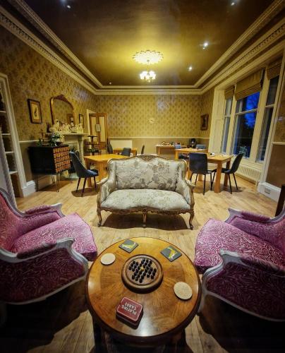 the pines guesthouse