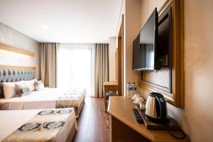 eliza hotel