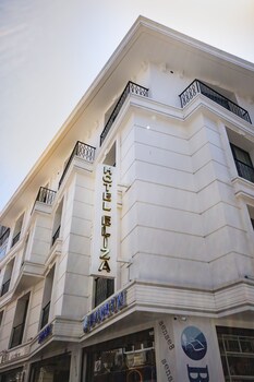 eliza hotel