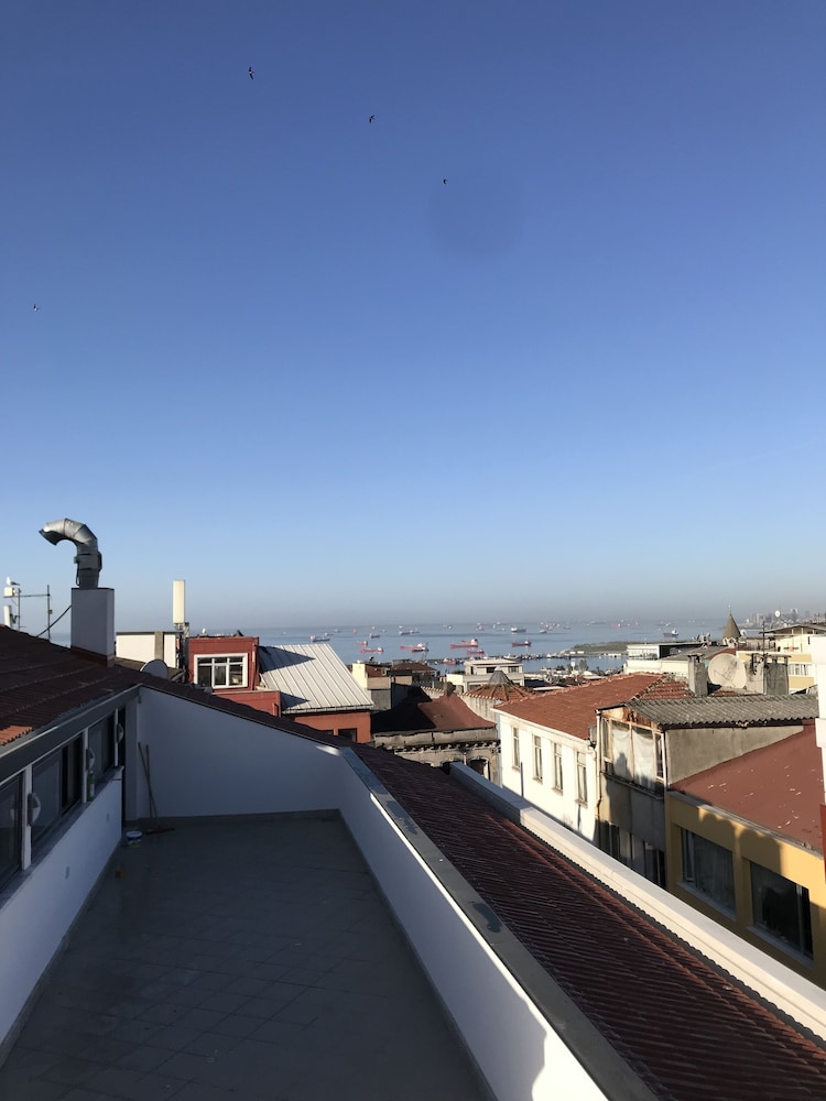 eliza hotel