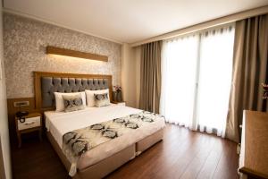 eliza hotel