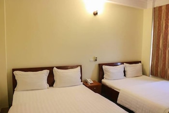 van xuan hotel hn by bay luxury