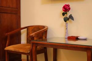 van xuan hotel hn by bay luxury