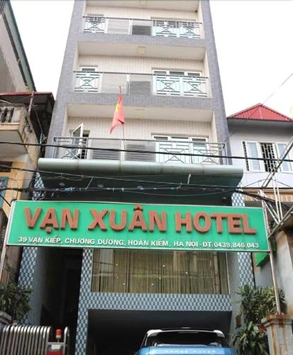 van xuan hotel hn by bay luxury