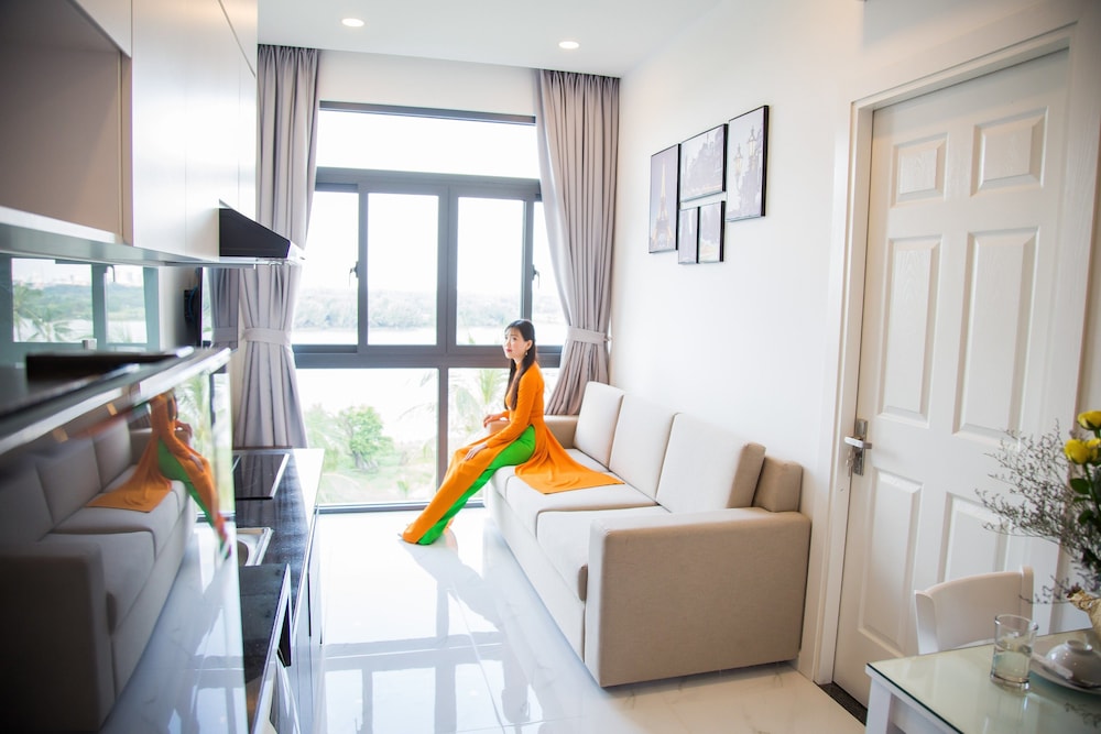 melia river view