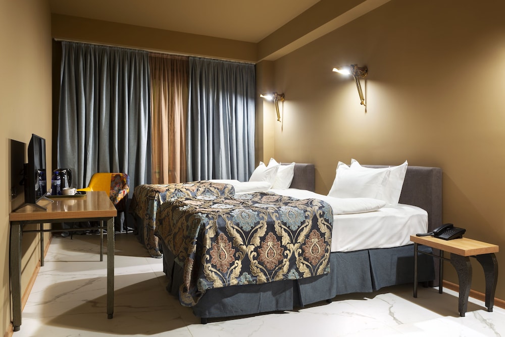 brim hotel
