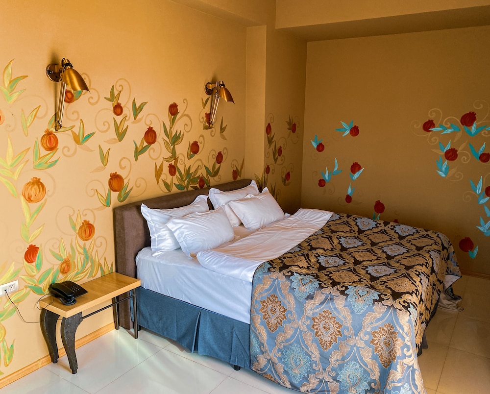 brim hotel