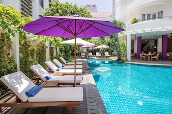 emm hotel hue