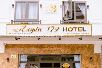 huyen 179 hotel