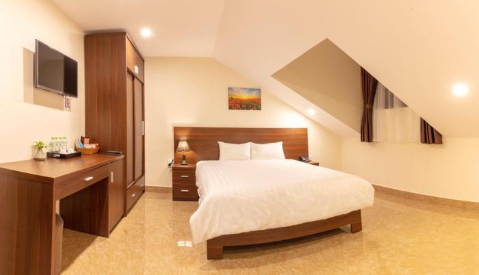 huyen 179 hotel