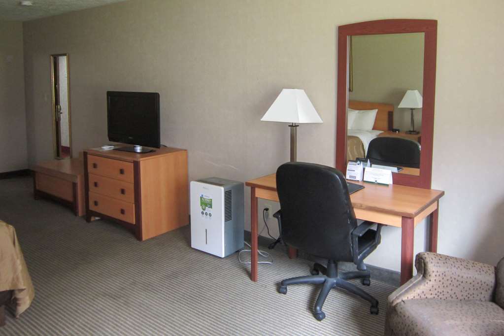 quality inn nashville bloomington
