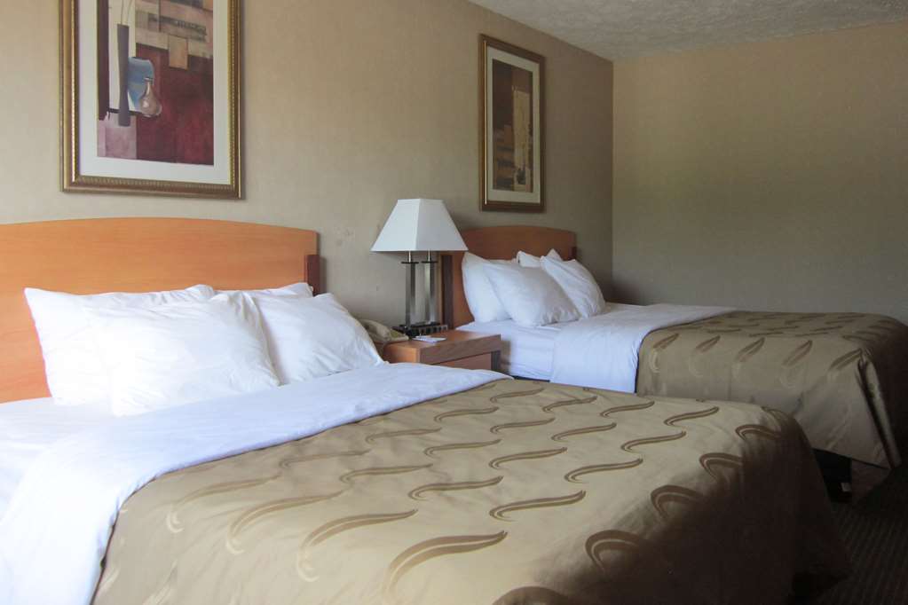 quality inn nashville bloomington