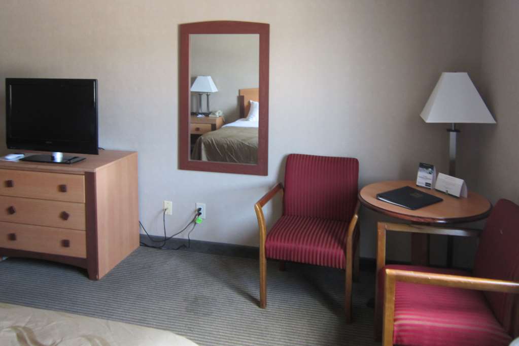 quality inn nashville bloomington