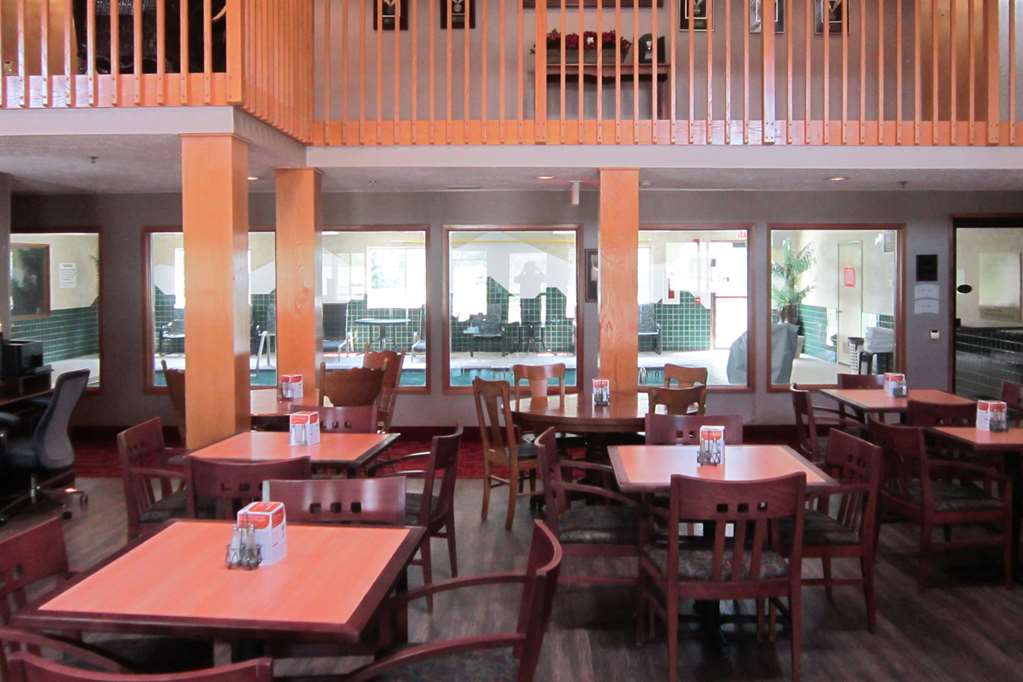 quality inn nashville bloomington