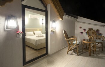 pharos boutique hotel
