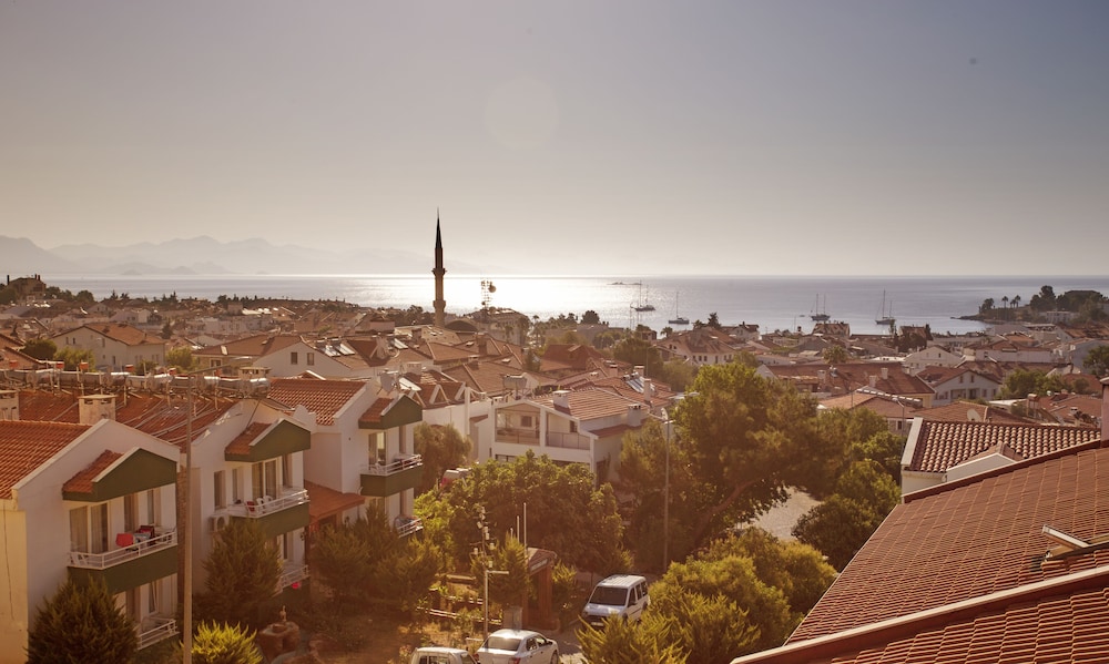 pharos boutique hotel