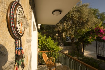 pharos boutique hotel
