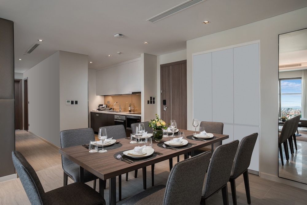 oakwood residence hanoi