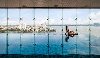 oakwood residence hanoi