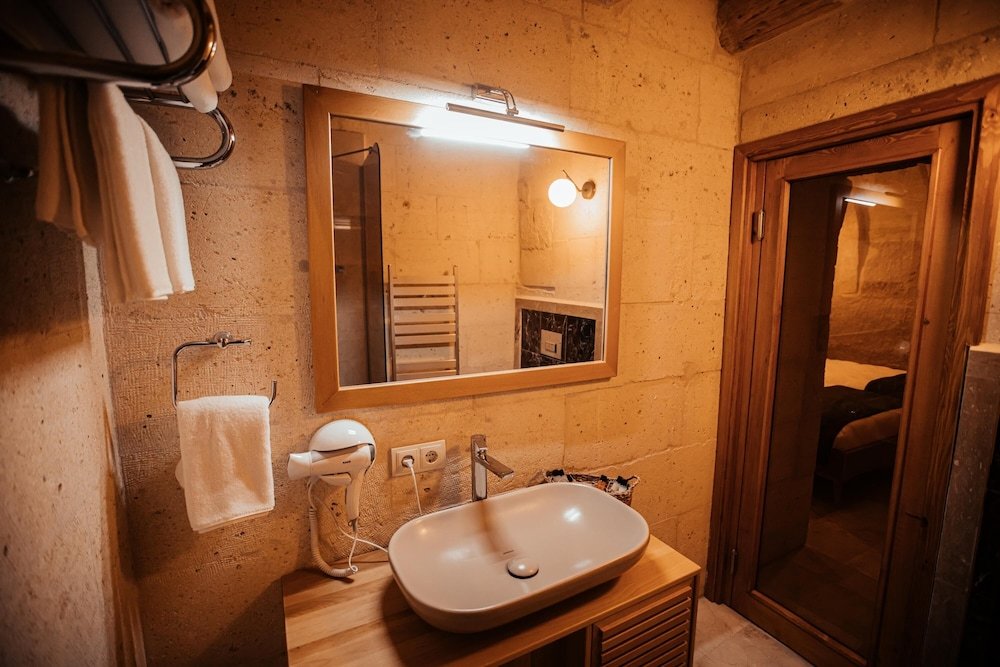 Juno Cappadocia,,1 star