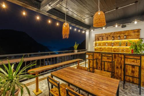 cat ba xanh green cat ba hotel