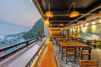 cat ba xanh green cat ba hotel