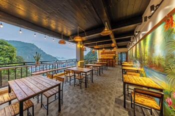 cat ba xanh green cat ba hotel