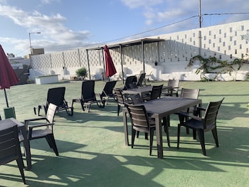 valtisya house pool and airport