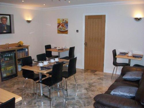 barncroft luxury guest house