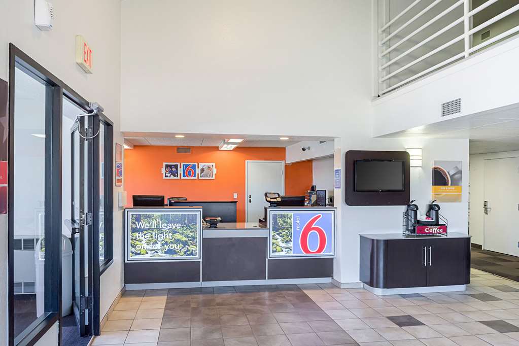 motel 6 spokane wa east