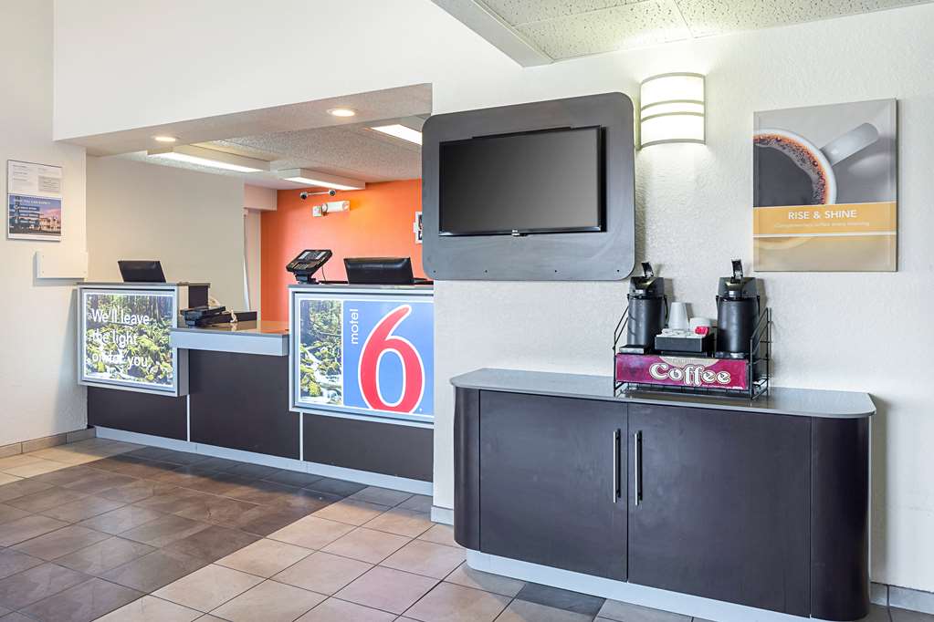motel 6 spokane wa east
